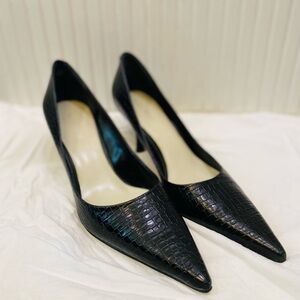 Nine West Women’s Black Crocodile Leather Pumps Pointed Toe Size 6M